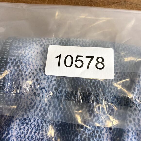 Lululemon Sports Bra Women 6 Blue Racerback Athletic Yoga Athleisure Pilates Gym - Picture 7 of 8